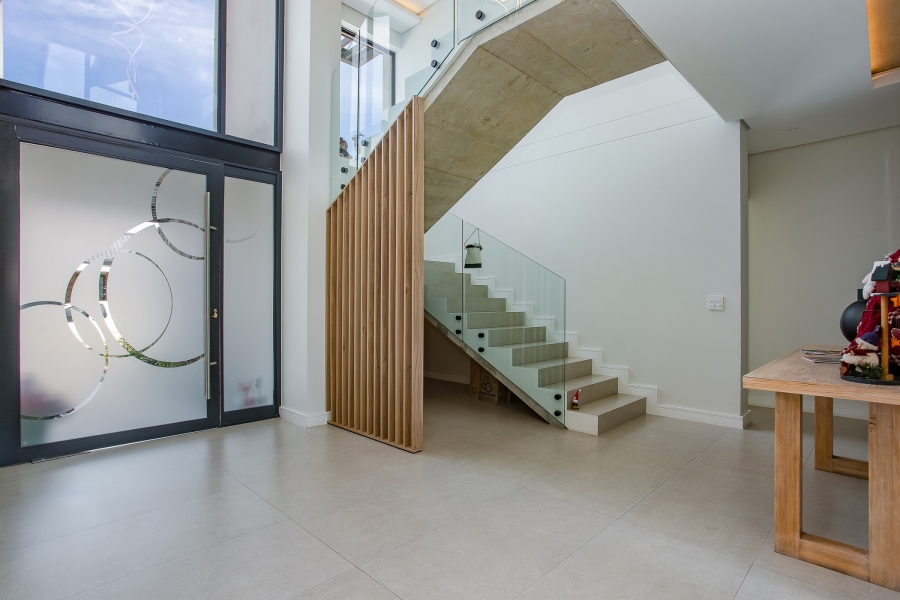 6 Bedroom Property for Sale in Pearl Valley at Val de Vie Western Cape